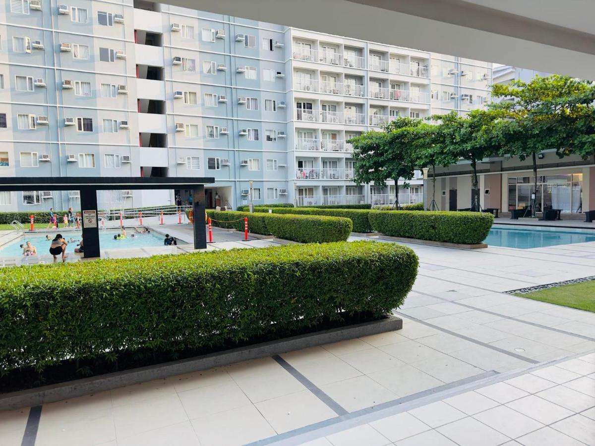 Trees Residences - Tower 11 1Br With Balcony Manila Dış mekan fotoğraf