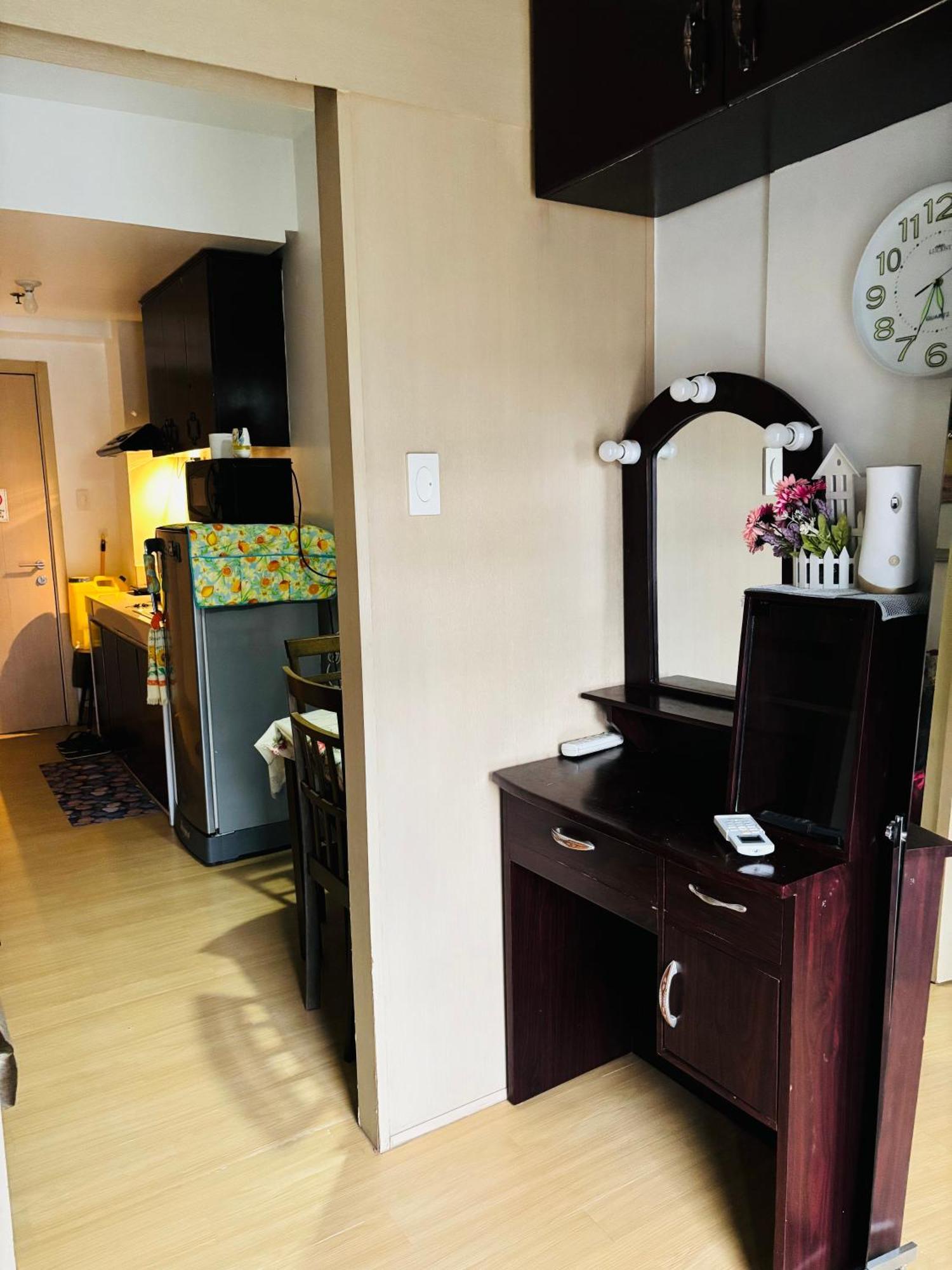 Trees Residences - Tower 11 1Br With Balcony Manila Dış mekan fotoğraf